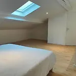 Apartment A Theme *