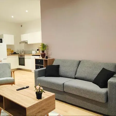 Apartment A Theme *