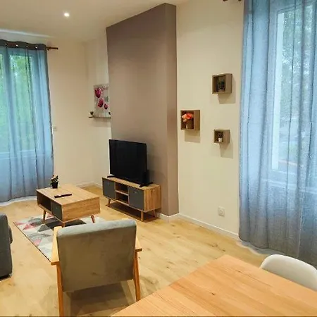 Apartment A Theme *